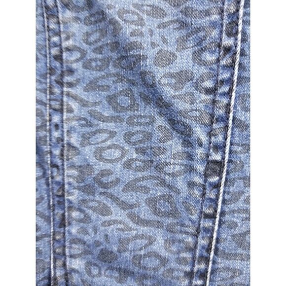 Chicos Cheetah Print Blue Denim Jacket 3/4 Sleeve Size 1 (M/8) - Picture 3 of 6
